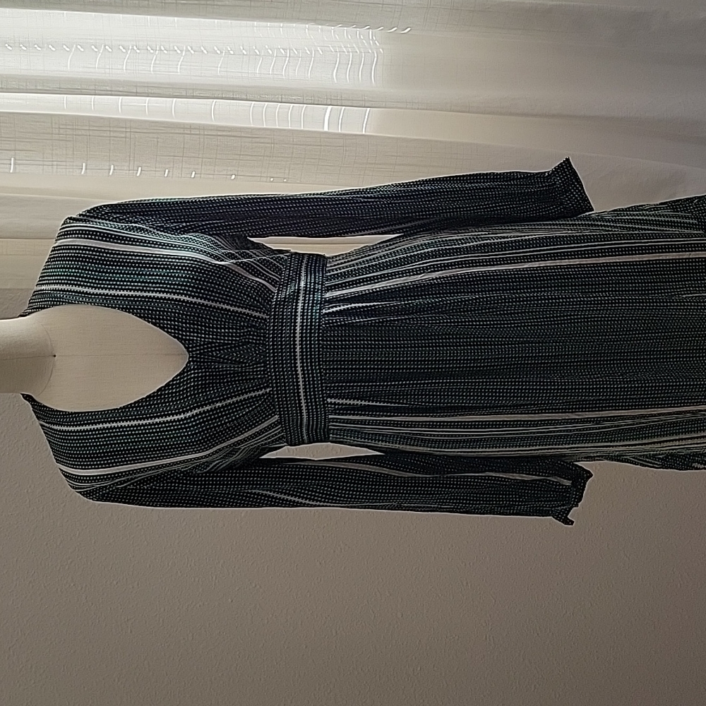 Tahari Long Sleeve Green Midi Dress Silk 6